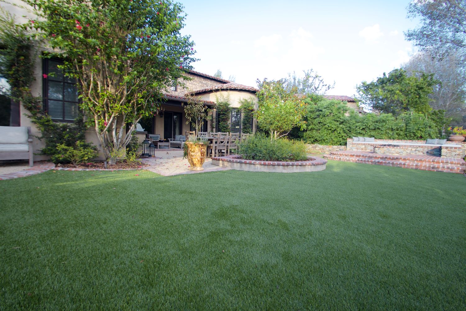 ca-artifical-lawn-hero Alternate shot of an artificial grass backyard